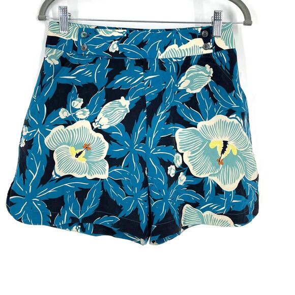 Equipment Lyra Short Saxony Blue Hawaiian Floral Silk Shorts Size 4 NWT - Picture 3 of 8